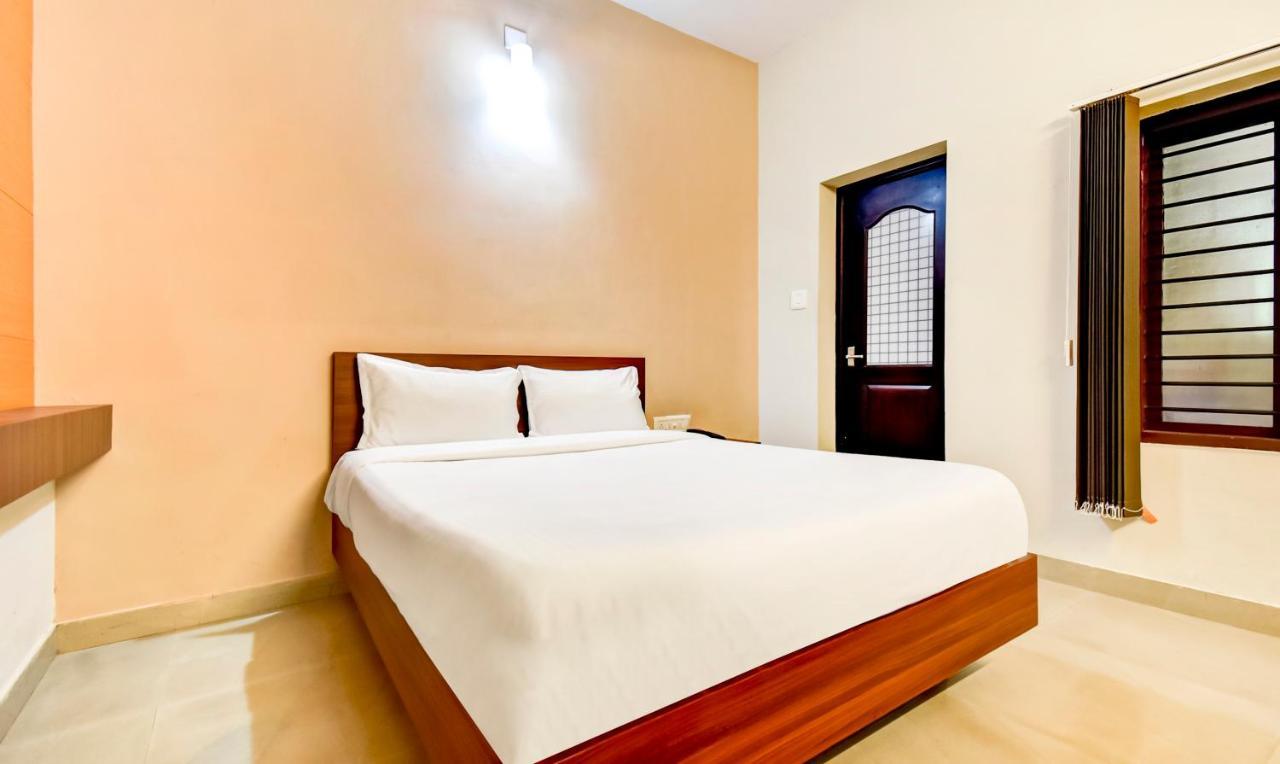 Hotel Aspire Kochi Extérieur photo