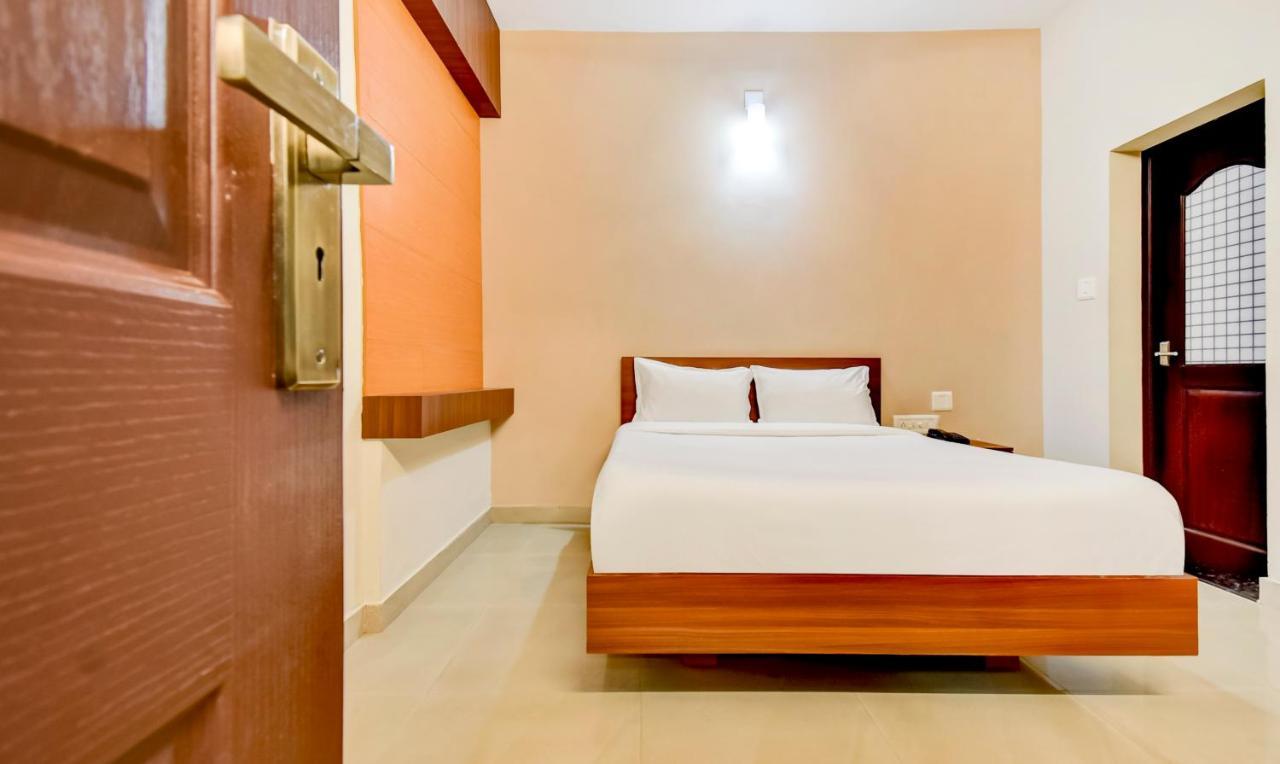 Hotel Aspire Kochi Extérieur photo
